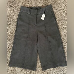 Express Women's Wide-Leg Cropped Dress Pants in Charcoal Gray